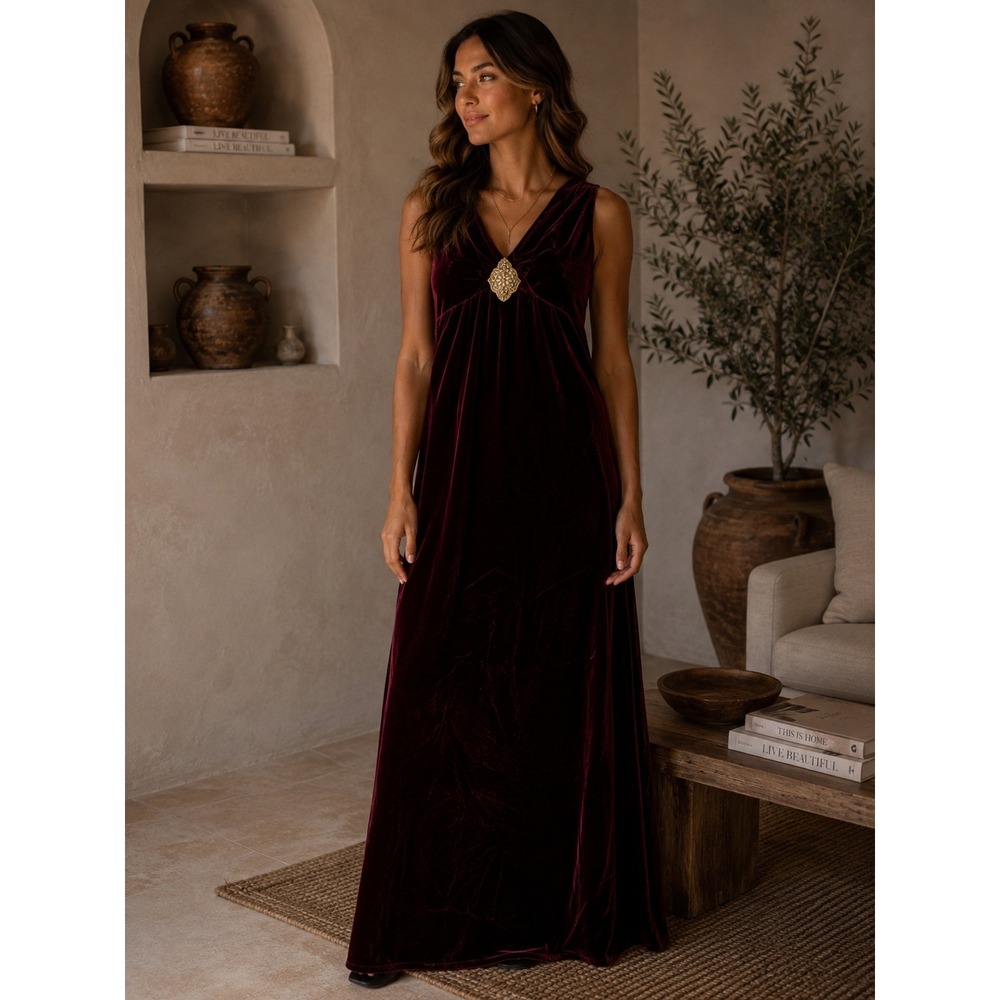 Vintage ILGWU Velvet Maxi Gown Womens 10 Burgundy Goth Regency Holiday